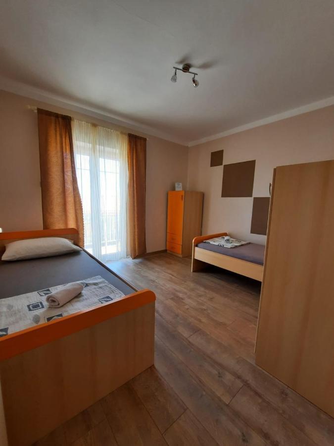 Lana 2 Daire Senj  Dış mekan fotoğraf